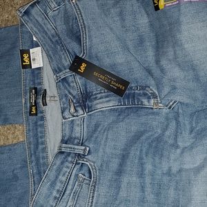 Nwt Lee secretly shapes jeans